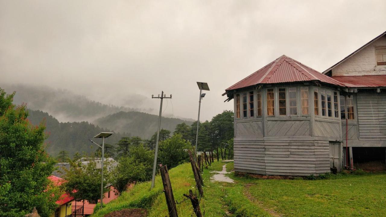 Black Bear Cottage Khajjiar מראה חיצוני תמונה